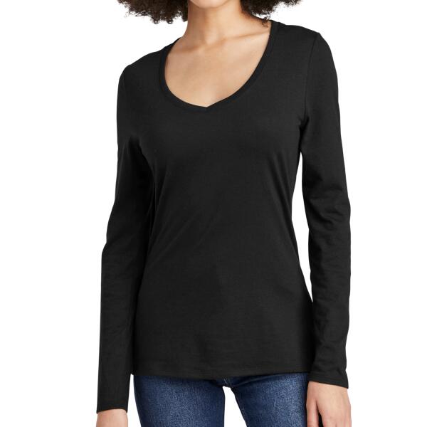 Women's Perfect Tri ® Long Sleeve V Neck Tee Thumbnail